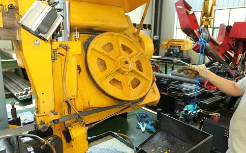 如何解决吉水卧式金属带锯床切削时出现的断带现象？